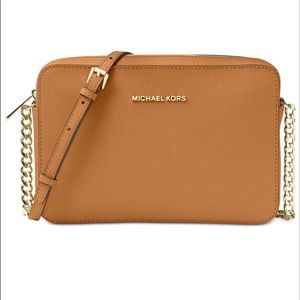 Michael Kors large jet setter travel crossbody NEW